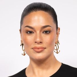 Ashley Graham's Trailblazing Path: From Scout to SI Cover